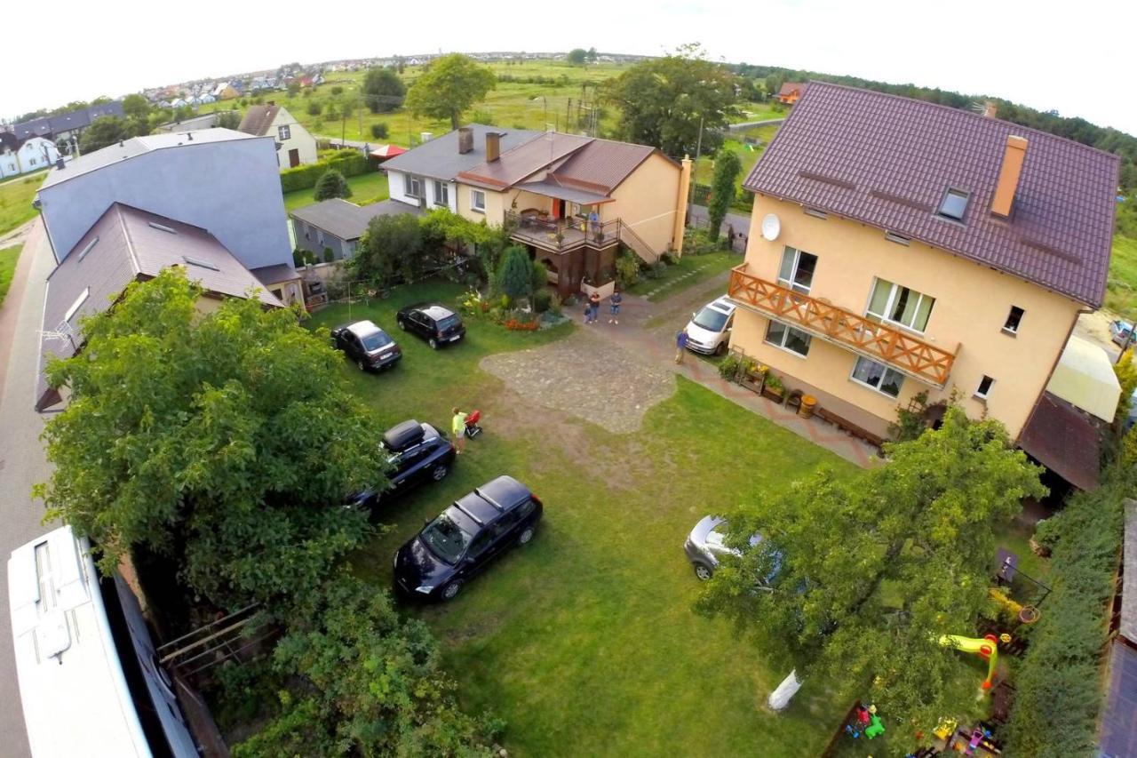 Pokoje Goscinne Ewela ウェバ エクステリア 写真